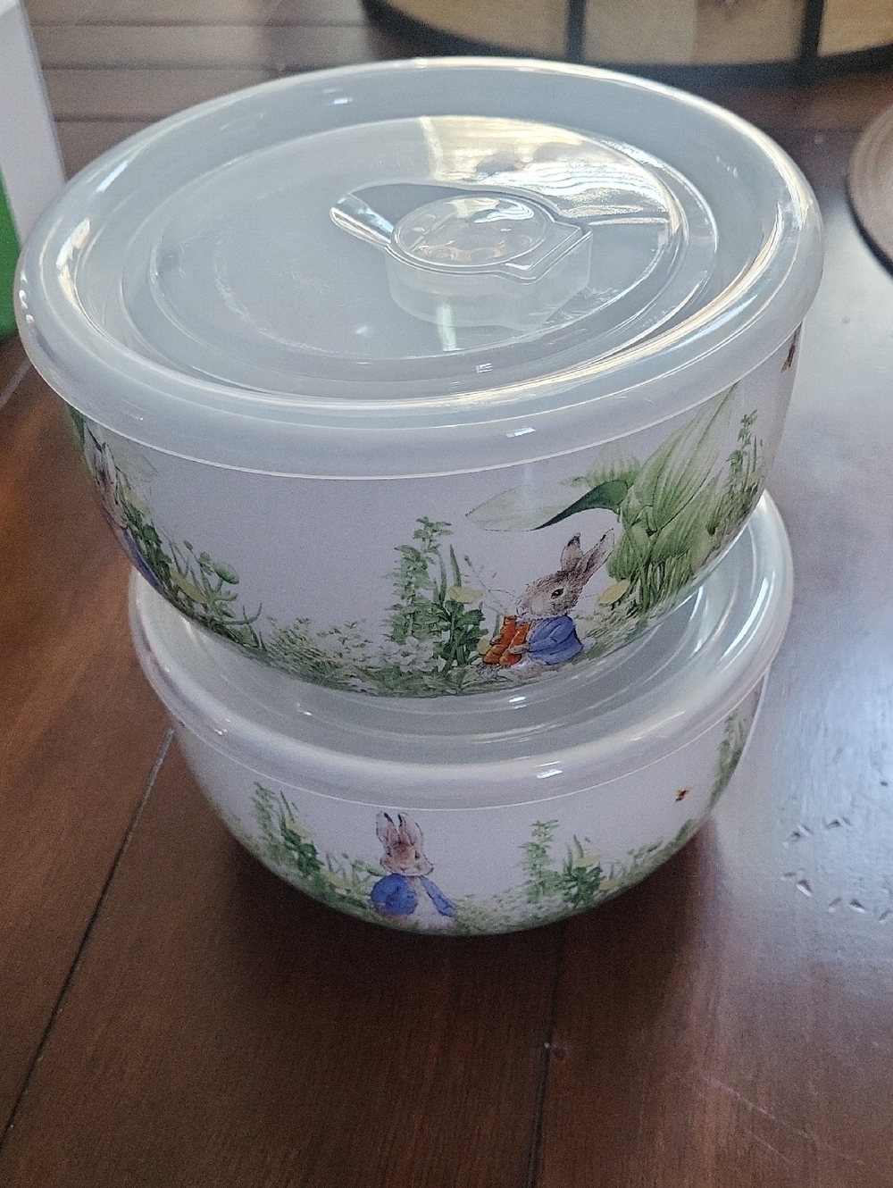 White Ceramic Nesting Food Storage Bowls with Lids - Rabbit Print